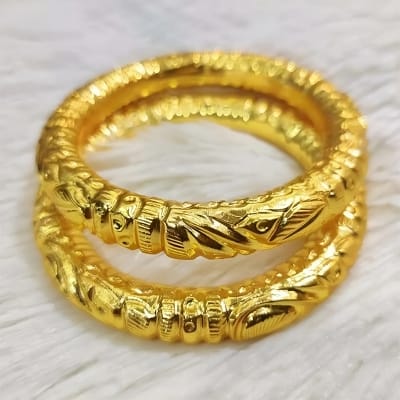 Picture of Gold plated Bengal 2 piece set (bala) – golden