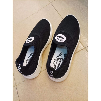 Picture of Slip on Ladies Comfortable Casual Shoes Black