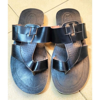 Picture of New Comfortable Master Sandal for Men Black