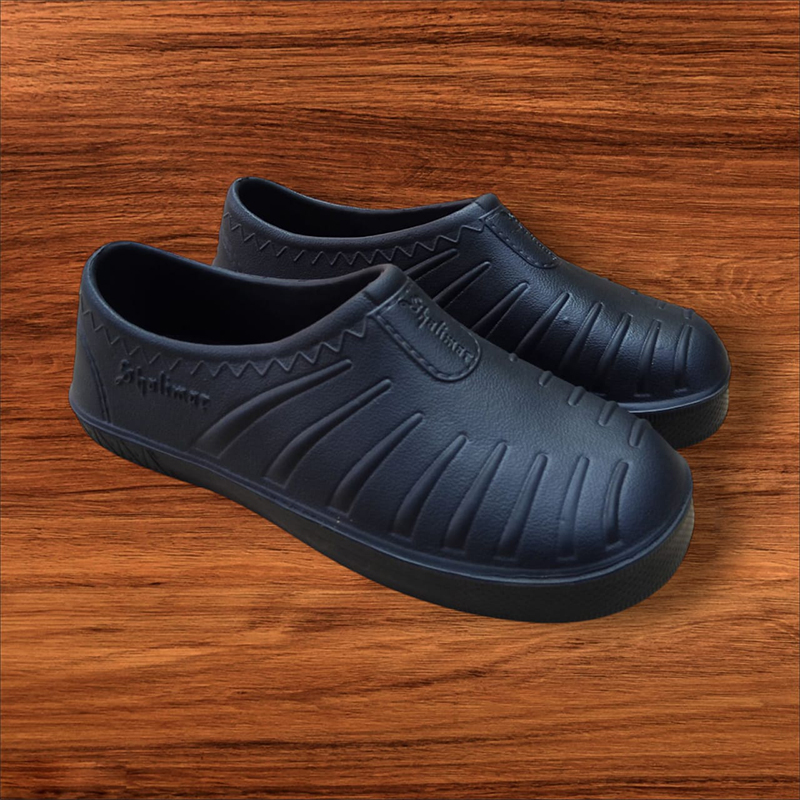 Picture of New Rubber shoes for men Black