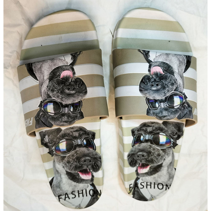 Picture of New Fashionable Solid Slides Slipper For Man Multicolor