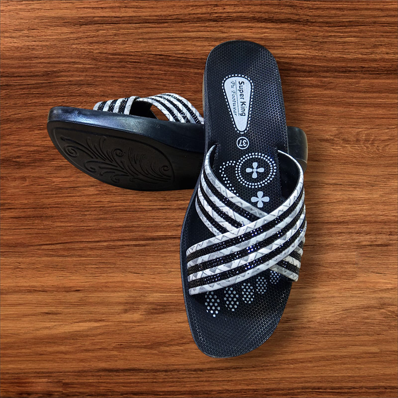 Picture of Indian  Premium Ladies Sandals Multicolor