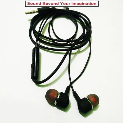 Picture of D24 Extra Bass Wired Earphone with Mic & Control - TechLimb