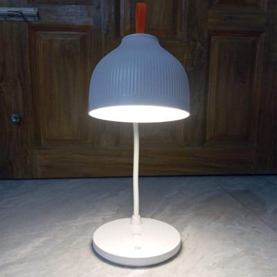 Picture of YAGE  YG- 8203L   HIGH QUALITY RECHARGABLE AC /DC PORTABLE LED READING LAMP Multicolor