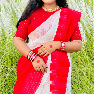 Picture of Traditional Red and White Cotton Handloom Saree for Durga Puja
