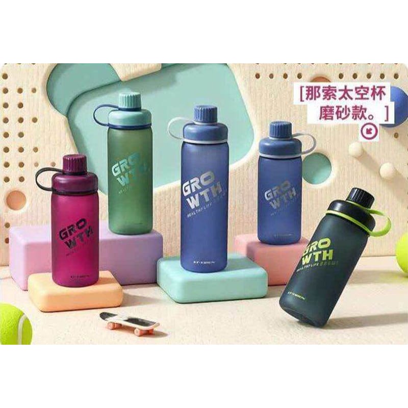 Picture of Colorful 550ml YIBEN Brand High-Quality Food-Grade School College University Office Camping Sports Gym Outdoor Cycling Running Shaker Matte Body Beautiful Color Matching With Modern Lifestyle Multicolor