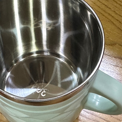 Picture of Coffee mug with lid 400ml colorful 