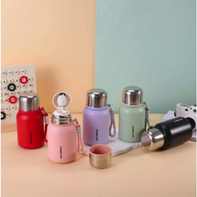 Picture of New Model Exquisite 450ml Small Tea Cup Water Cup Food Grade Mini Thermos Cup Travel Personalised 316 High grade stainless steel thermos for school outdoor office home perfect for students and all Compact and Portable student good-looking 