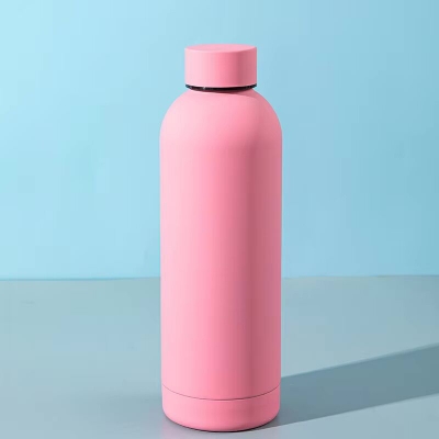 Picture of Stay Hydrated On The Go With The Vacuum Flask Ss 500Ml- Rubber Coating For Soft Touch Comfort - Keep Your Beverages At The Perfect Temperature 
