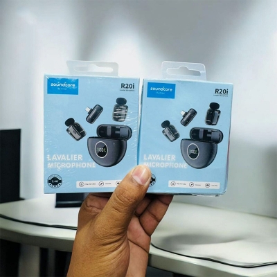 Picture of Anker Soundcore R20i Noise Reduction Wireless Microphone