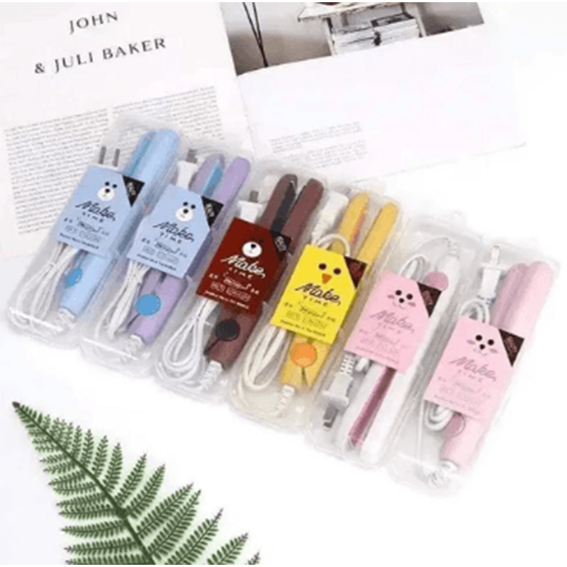 Picture of Mini hair straightener