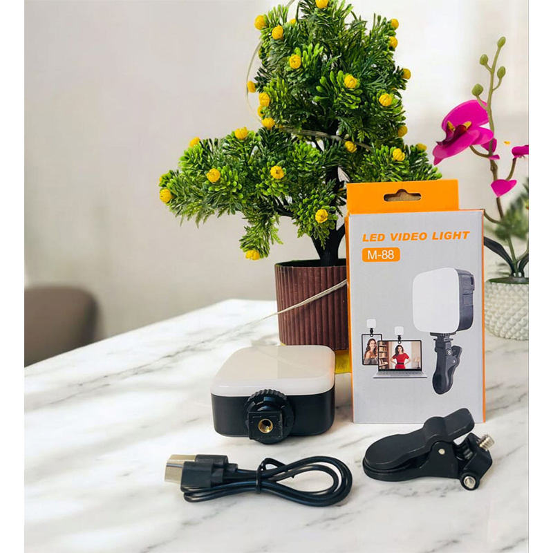 Picture of M-88 Mini Portable Photographic Lighting Handheld Fill Light