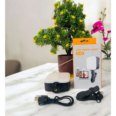 Picture of M-88 Mini Portable Photographic Lighting Handheld Fill Light