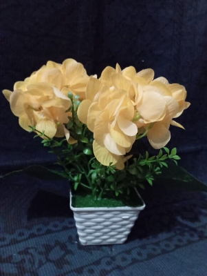 Picture of Artificial plant flower - Home Decoration Item-Light yellow