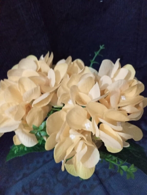 Picture of Artificial plant flower - Home Decoration Item-Light yellow
