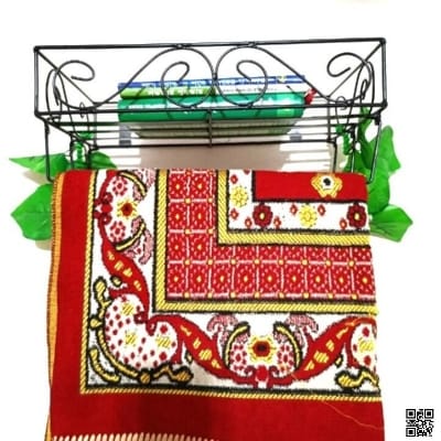 Picture of Perfect Wall Mount Stand for Home or Mosque.