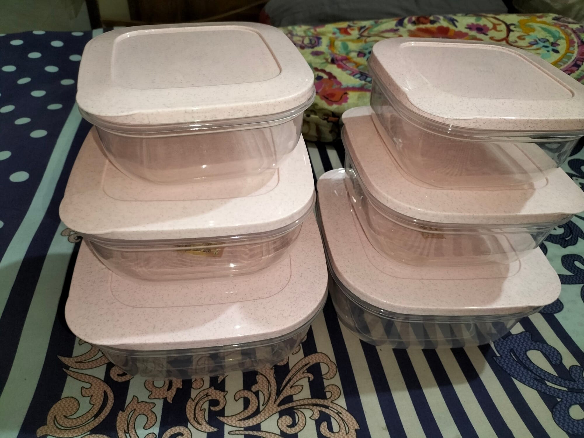 Picture of Food Storage Box Container Set Taj Royal Bati 3 Piece Set-Pink