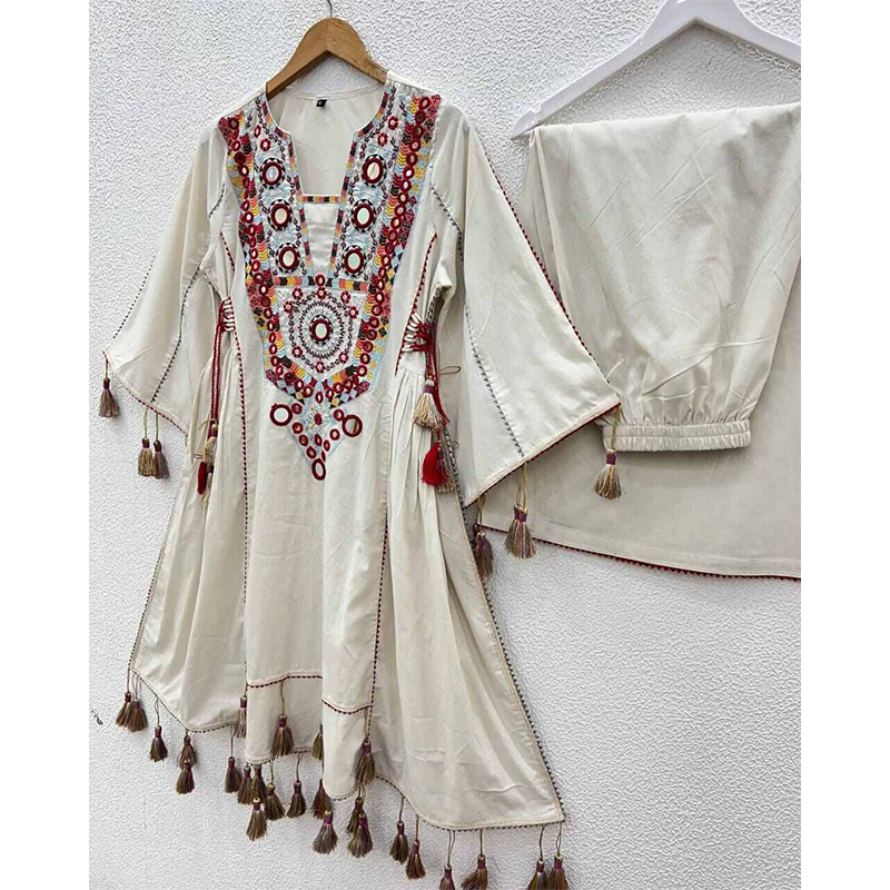 Picture of Readymade Two Pieces Lais Work Linen Fashionable Stitched Shalwar Kameez For Women - White