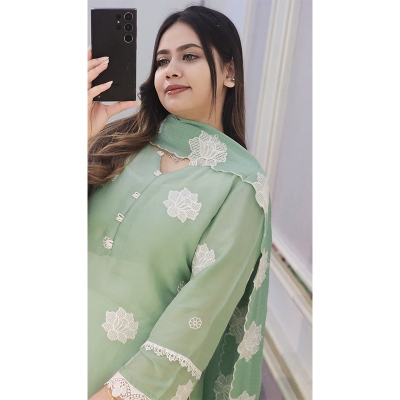 Picture of New collection Ready-made three-piece