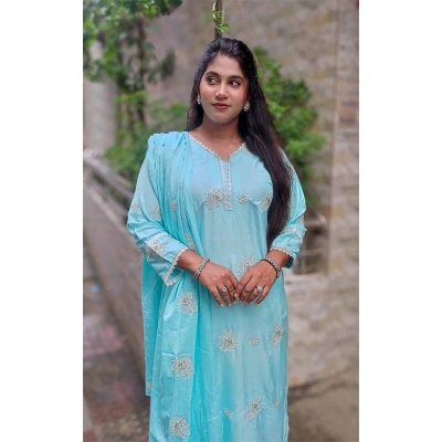 Picture of New collection Ready-made three-piece