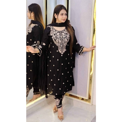 Picture of New collection Ready-made three-piece