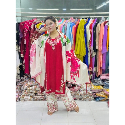 Picture of three-piece collection that's taking the online world by storm! - Red