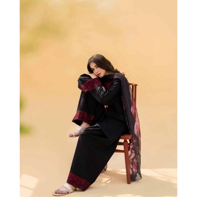 Picture of MAHE NOOR EMBROIDERED 3PC - Black