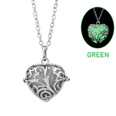 Picture of Hollow Heart Luminous Necklace Glow In The Dark Fluorescent Love Locket Jewellery Green
