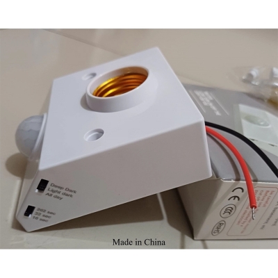 Picture of Motion Sensor E 27 Light Holder Bulb Holder Screw Type 110-220v AC White