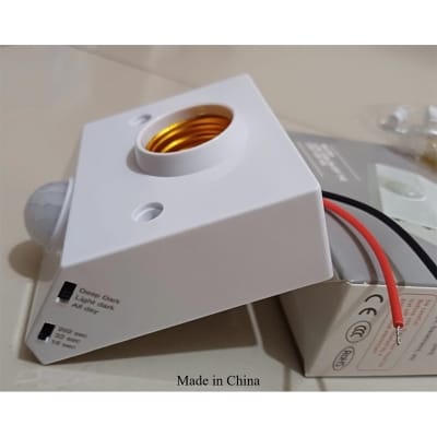 Picture of Motion Sensor E 27 Light Holder Bulb Holder Screw Type 110-220v AC White