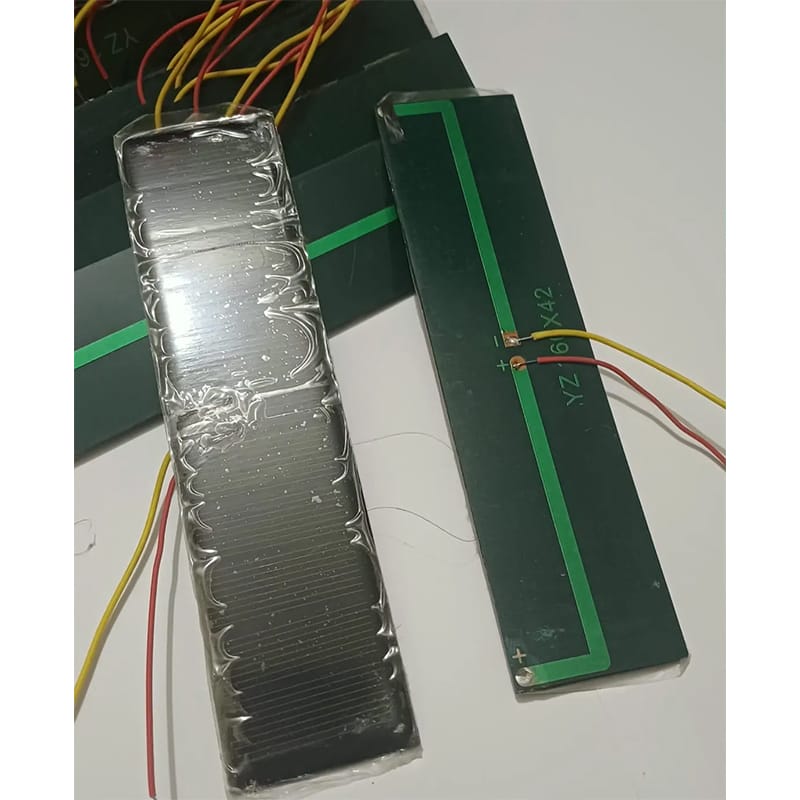 Picture of Polycrystalline Mini Solar Cells 6V 6W Black