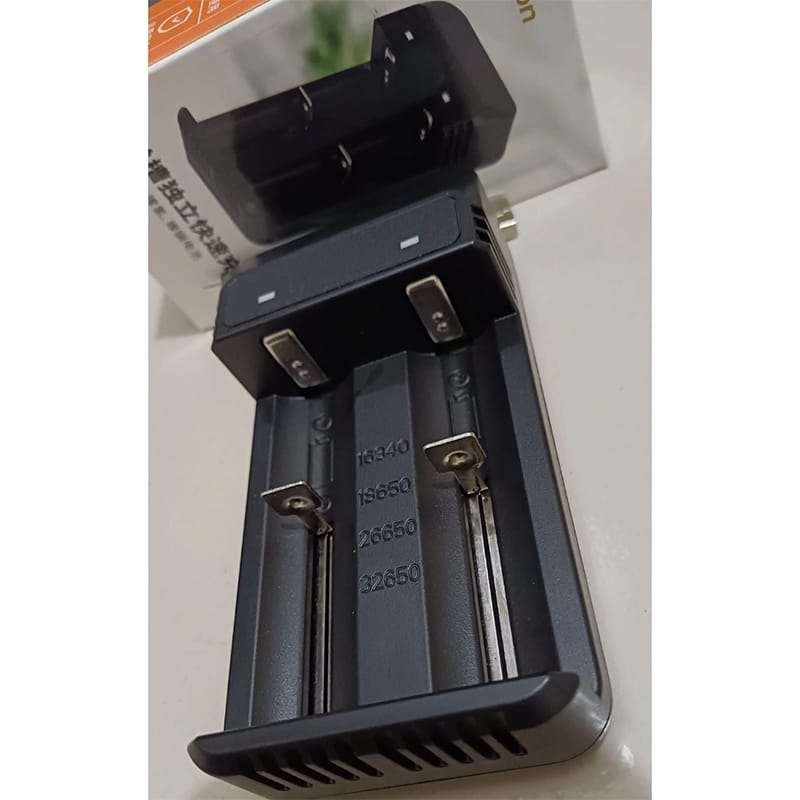 Picture of Li-ion Battery Charger Dual Solts Lithium Battery Smart Charger For 32650 26650 18650 17670 16340 Lithium Battery 