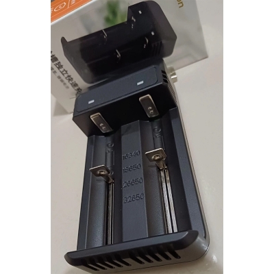 Picture of Li-ion Battery Charger Dual Solts Lithium Battery Smart Charger For 32650 26650 18650 17670 16340 Lithium Battery 