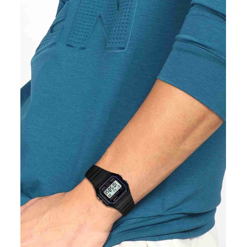 Picture of Casual Waterproof Square Rubber Belt Watch For Men's Black