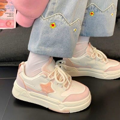 Picture of Beautiful pink Star Girls Sneaker