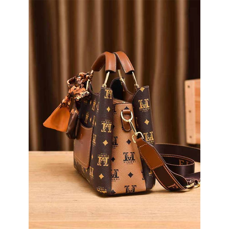 Picture of Very Exclusive handbag - Expensive