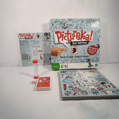 Picture of Hasbro Pictureka 2nd edition board Game for kids-E8270 - Multicolor