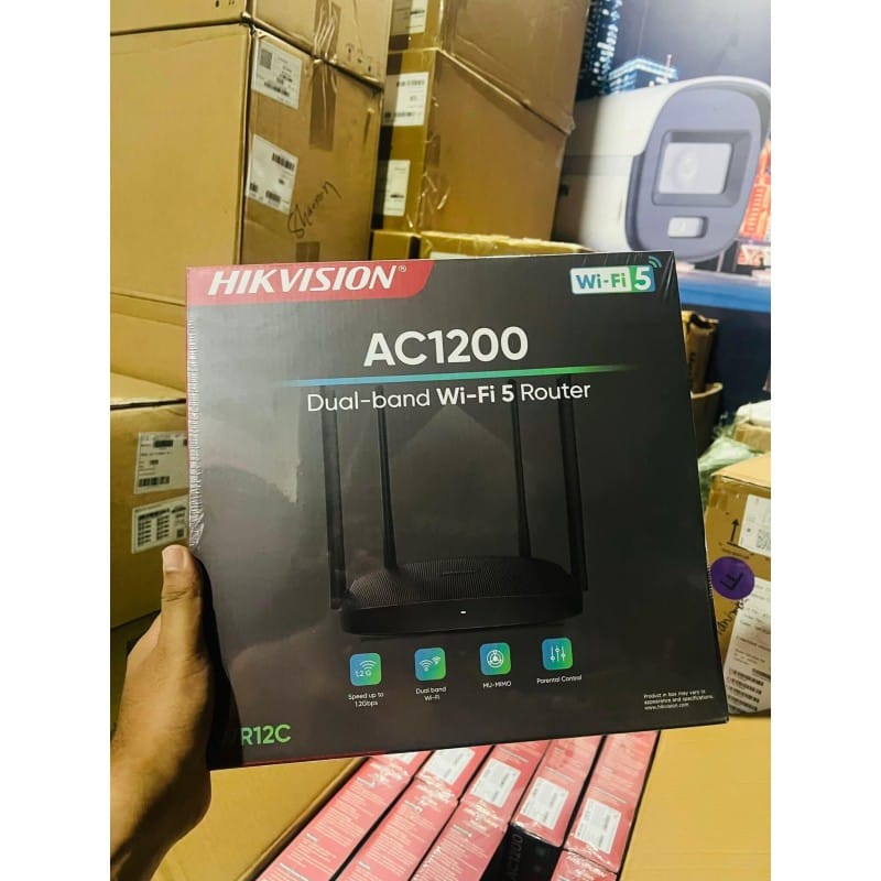 Picture of Hikvision DS-3WR12C AC1200 Dual Band WiFi Router | 1200Mbps | 4 High Gain Antennas | MU-MIMO | Beamforming | Guest WiFi - Matte Black