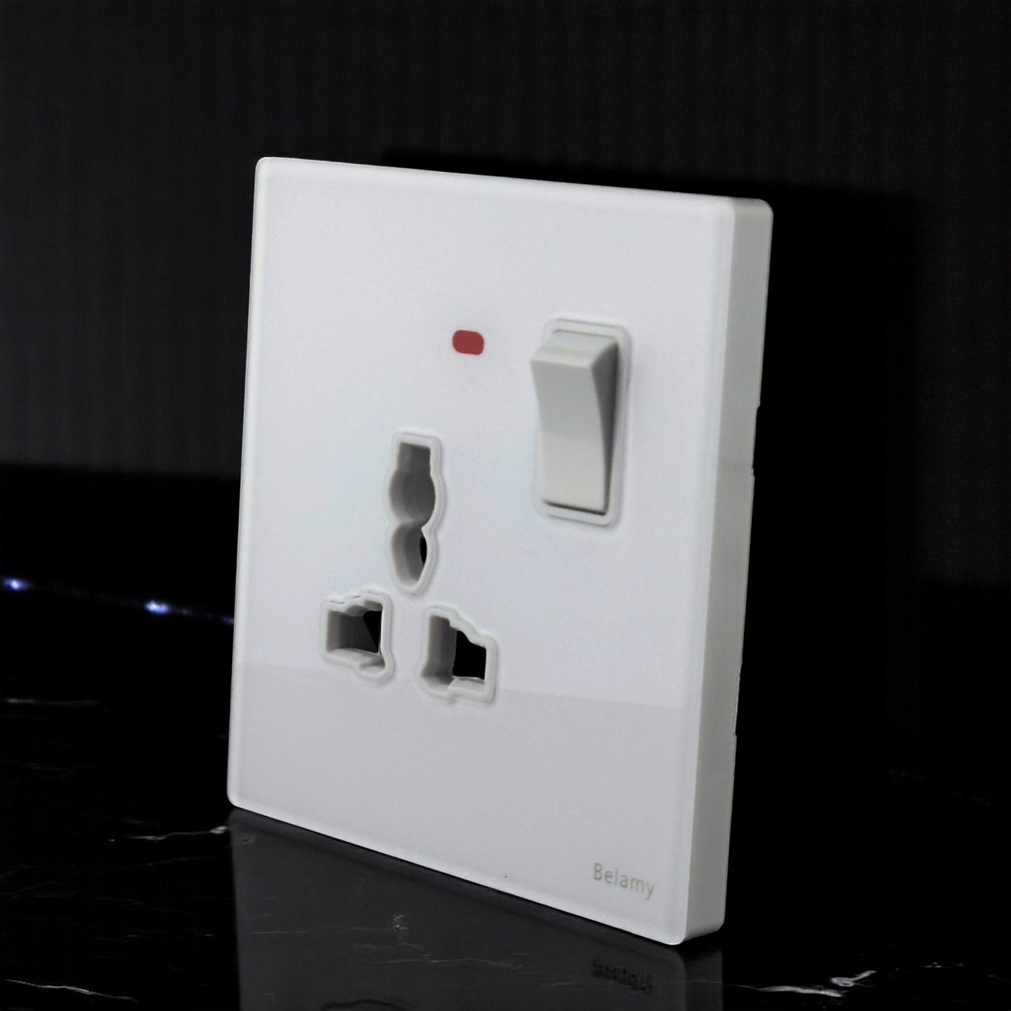 Picture of Belamy White 3-PIN With Switch Socket | BE-154-SW-White