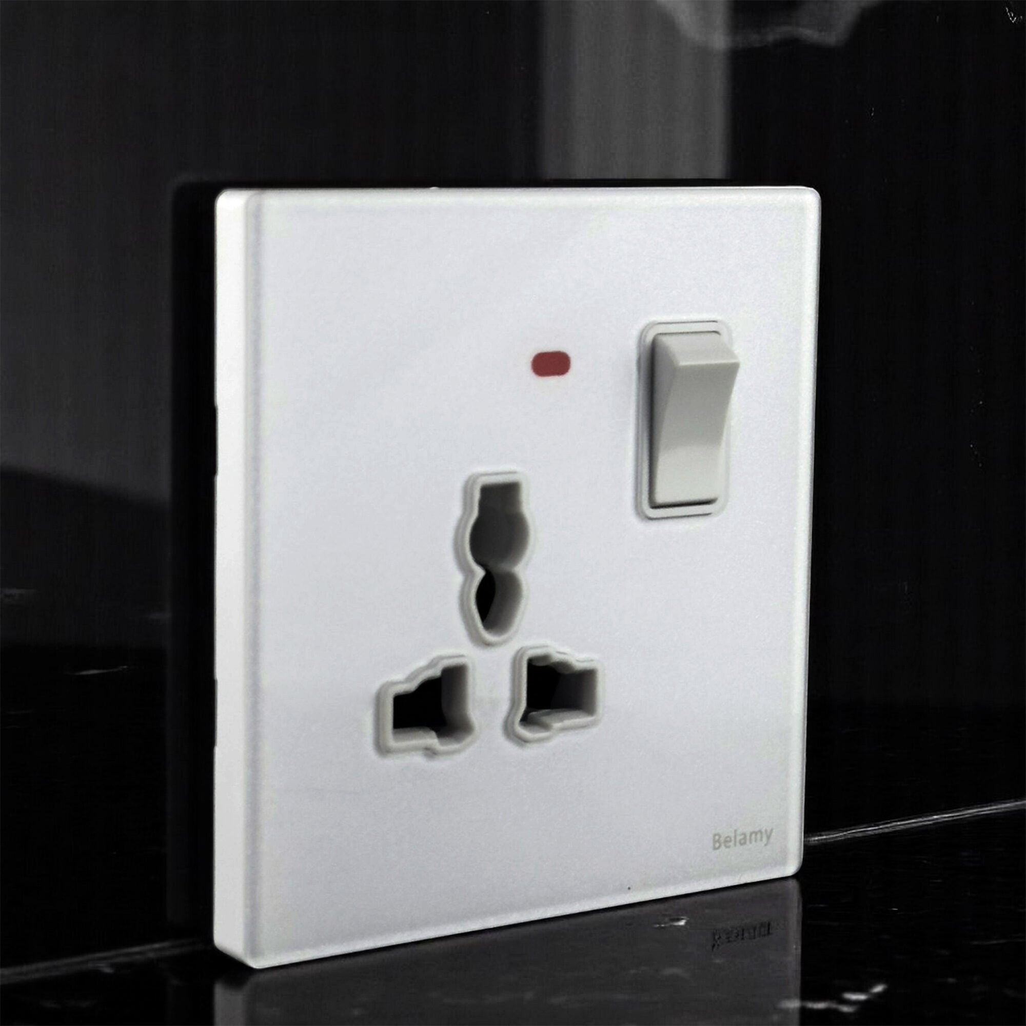 Picture of Belamy White 3-PIN With Switch Socket | BE-154-SW-White