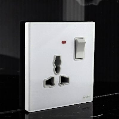 Picture of Belamy White 3-PIN With Switch Socket | BE-154-SW-White