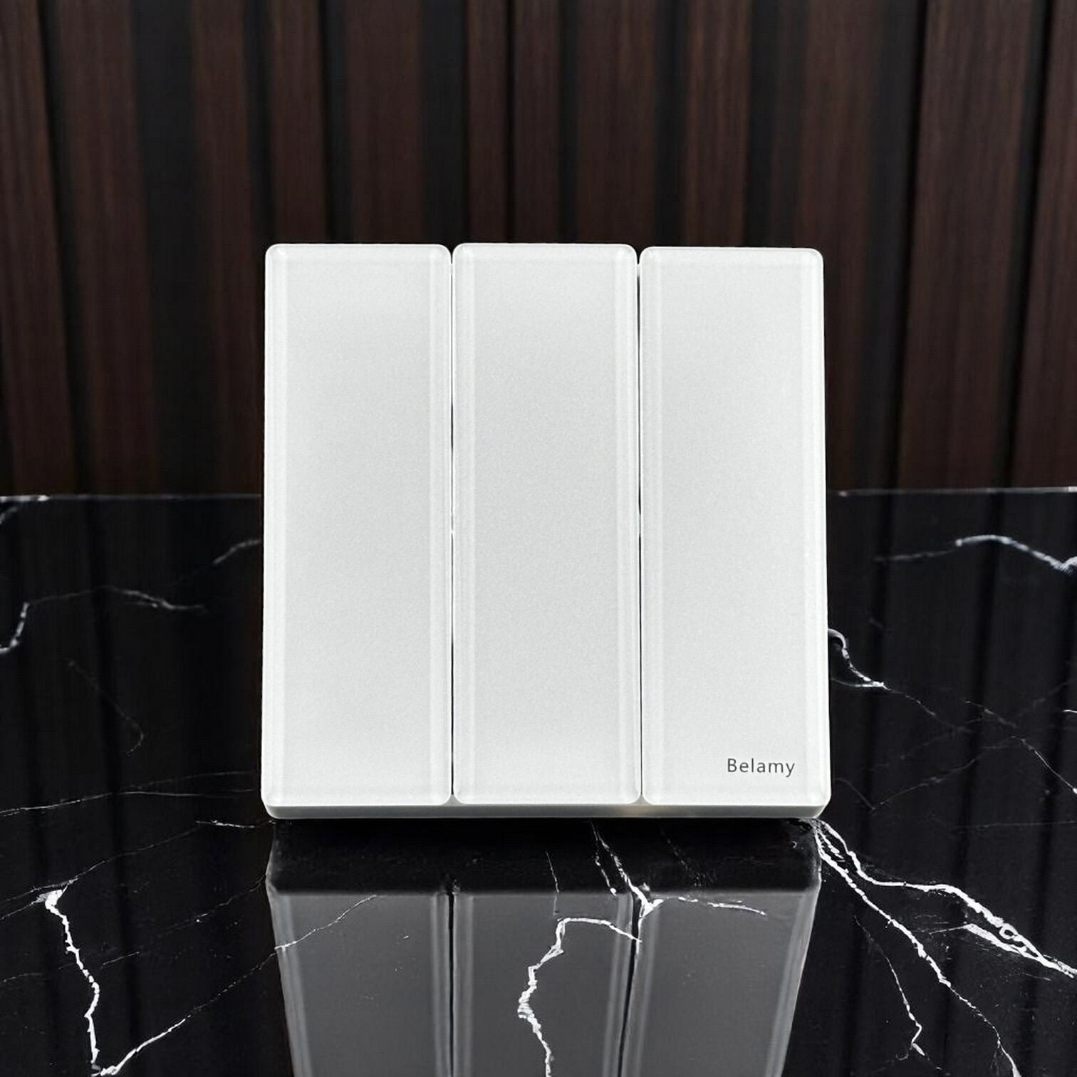Picture of Belamy White 3 Gang 1 Way Switch | BE-149-SW-White