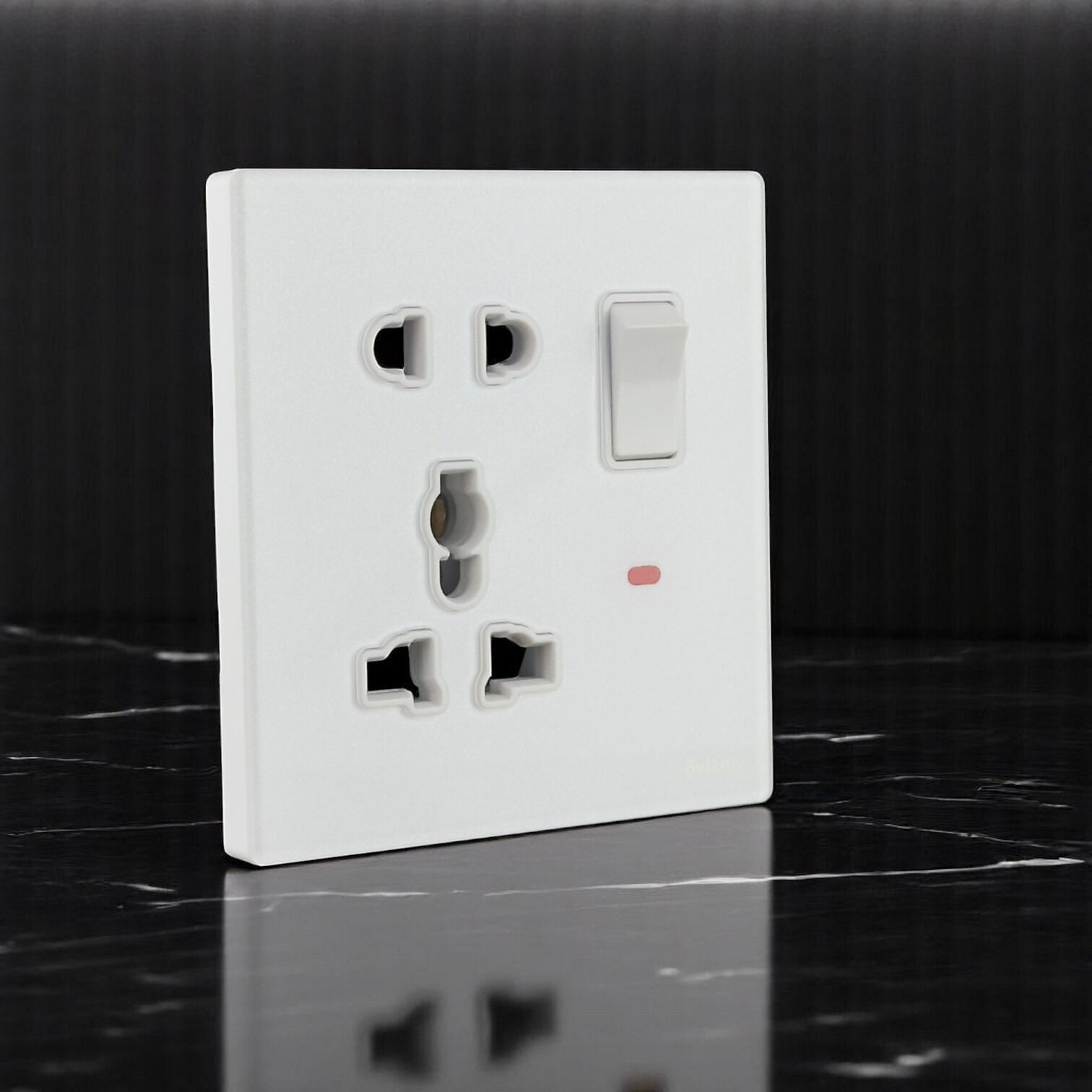 Picture of Belamy White 1 Gang 5-PIN Socket | BE-152-SW-White