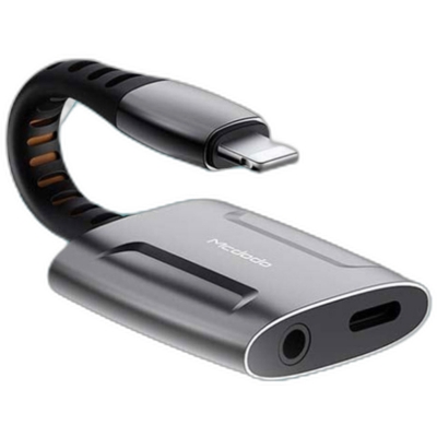 Picture of Mcdodo CA-634 Lightning To Lightning And DC 3.5mm Adapter Converter Audio Cable Splitter, 2A Fast Charge For 12 / 11 Pro / X / XR / XS / 8 / 7 (Convenient to Use The Microphone In The Game)