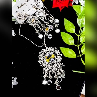 Picture of Vivo y19 Ladies cover + Pop Up Socket + Pom Pom Back Cover Silver