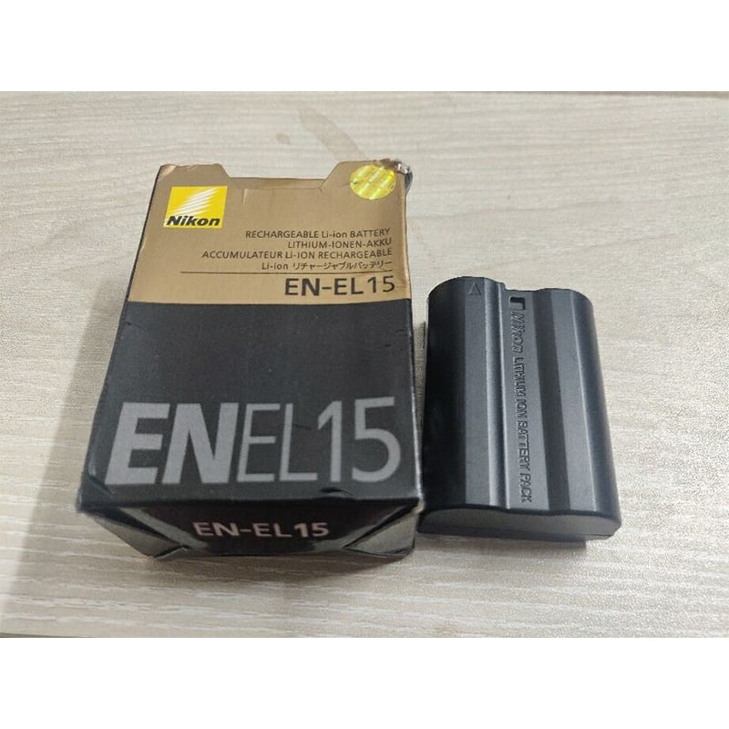 Picture of Nikon EN-EL15 Rechargeable Lithium ion Battery for D7000/D7100/D7200 D7500/D800/D610/D500/D850 DSLR Camera Battery 