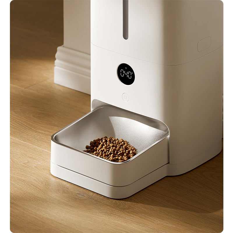 Picture of Xiaomi Mijia Smart Pet Feeder 2 HD-Large Screen 5L Works With Mijia APP CN Version (MJWSQ02) - 4.5 kg