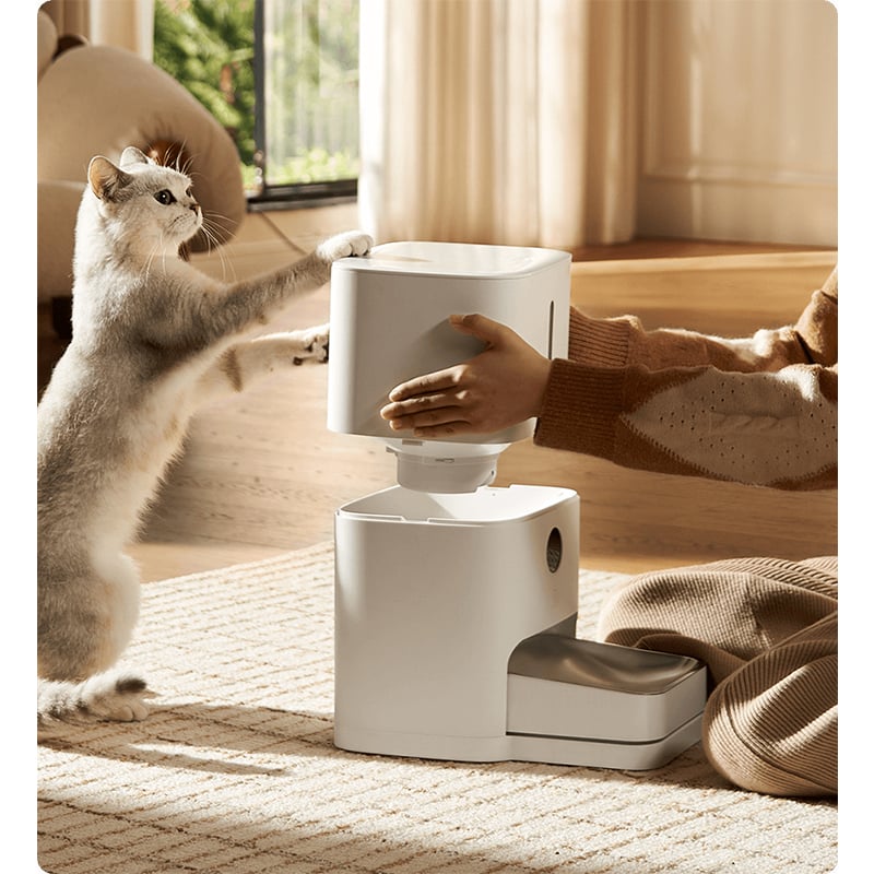 Picture of Xiaomi Mijia Smart Pet Feeder 2 HD-Large Screen 5L Works With Mijia APP CN Version (MJWSQ02) - 4.5 kg