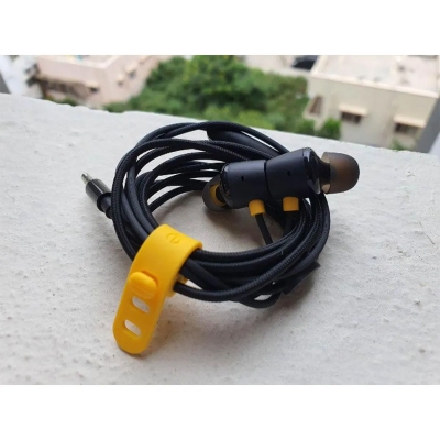 Picture of Realme Buds 2 magnet earphone with Mic Buds Headphone - Black