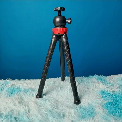 Picture of Flexible Portable Octopus Tripod / High Quality Vlogging Tripod for Mobile & camera / SLR Camera Gopro - Black